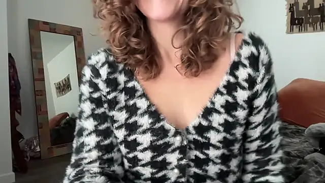 leahsparkles online show from 11.24.25