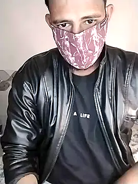 Snapshot of DIL_WALE143 chatting on 12.31.24 DIL WALE143 online show from 12.31.24