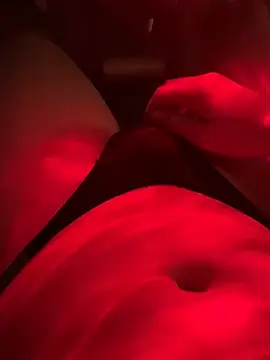 Snapshot of DiamondZar77038 chatting on 12.21.24 DiamondZar77038 online show from 12.21.24