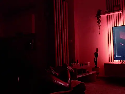 NoraInMask online show from 01.07.26