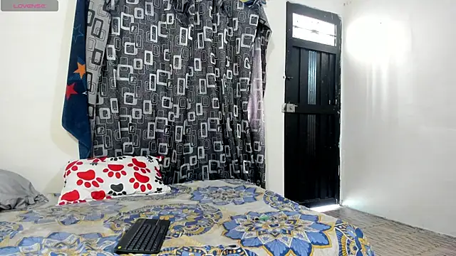 NaughtyBarbie19 online show from 02.18.25