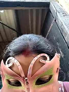 Snapshot of sweet_suman chatting on 11.14.25 sweet suman online show from 11.14.25