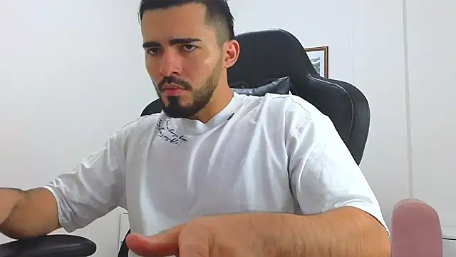 Massimoo 07 online show from 01.30.25