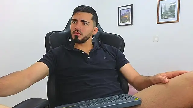 Massimoo 07 online show from 02.15.25