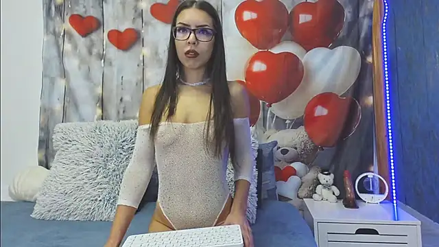 EmaLowe online show from 09.20.25