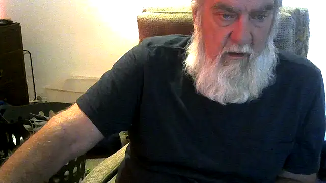 Snapshot of viejo_oso chatting on 06.21.26 viejo oso online show from 06.21.26