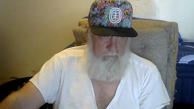 Snapshot of viejo_oso chatting on 07.05.26 viejo oso online show from 07.05.26
