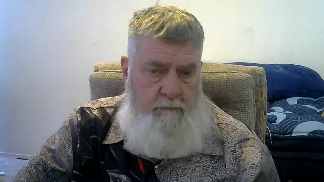 Snapshot of viejo_oso chatting on 07.25.26 viejo oso online show from 07.25.26