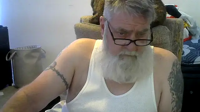 Snapshot of viejo_oso chatting on 08.01.26 viejo oso online show from 08.01.26