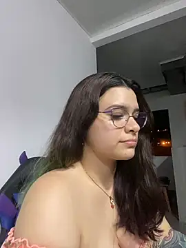 Snapshot of Sophia_cyrus11 chatting on 01.19.25 Sophia cyrus11 online show from 01.19.25