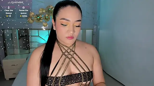 stefany duque1  online show from 03.18.25