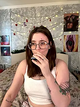 Sabrina shells online show from 01.10.26