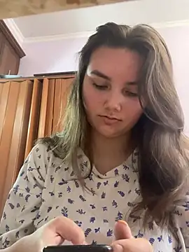 Dreamyblushfairy online show from 12.29.24