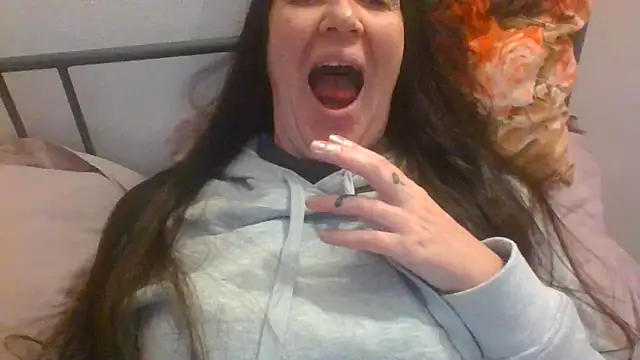 Snapshot of BELLAMORGANE1 chatting on 01.23.25 BELLAMORGANE1 online show from 01.23.25