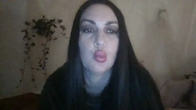 Snapshot of BELLAMORGANE1 chatting on 02.04.25 BELLAMORGANE1 online show from 02.04.25