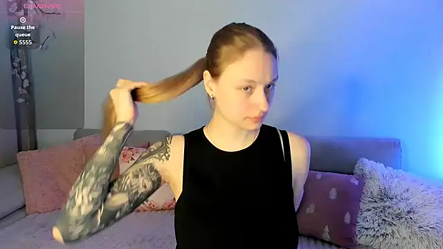 Snapshot of Haley_Vixen chatting on 05.22.26 Haley Vixen online show from 05.22.26