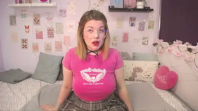 TessPleasure online show from 02.01.25