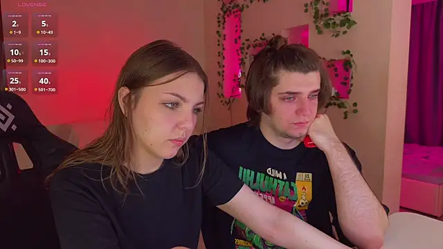 Snapshot of RobertAndLinela chatting on 07.10.26 RobertAndLinela online show from 07.10.26