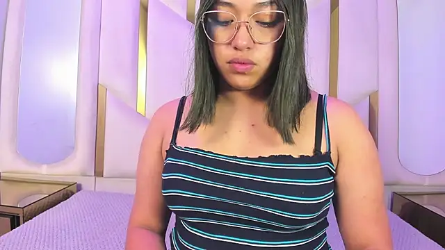 IsabellRodriguez18 online show from 03.27.26