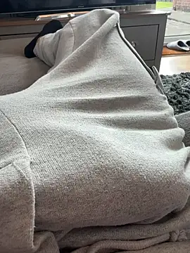 22TT2295 online show from 03.14.25