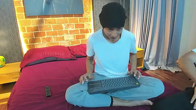 AntonAndSofii online show from 01.20.25