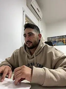 Snapshot of luffykingofpirets chatting on 01.11.25 luffykingofpirets online show from 01.11.25