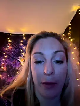 kayNkris online show from 10.23.25