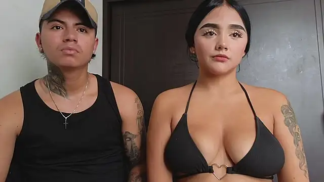 Snapshot of Thiago_x_Sahara chatting on 03.14.25 Thiago x Sahara online show from 03.14.25