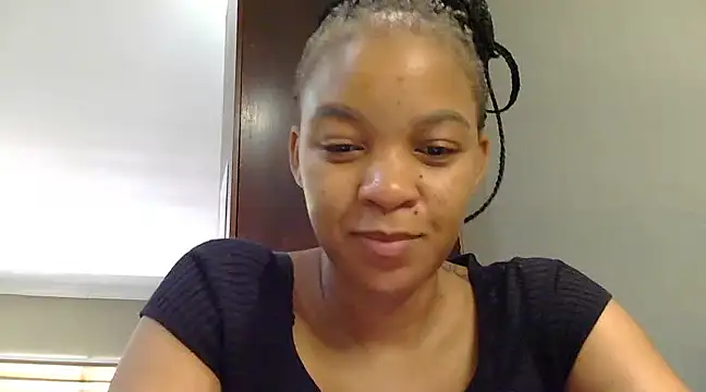 Snapshot of RainyPussy chatting on 12.29.24 RainyPussy online show from 12.29.24