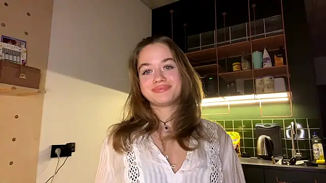 RoxyStar17 online show from 01.25.25