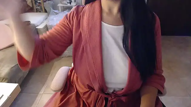 Snapshot of LasolitaAuri chatting on 02.11.25 LasolitaAuri online show from 02.11.25