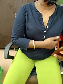Snapshot of Tamil_roja69 chatting on 05.03.26 Tamil roja69 online show from 05.03.26