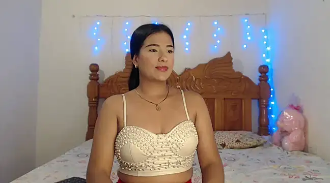 Coral0403 online show from 01.26.25