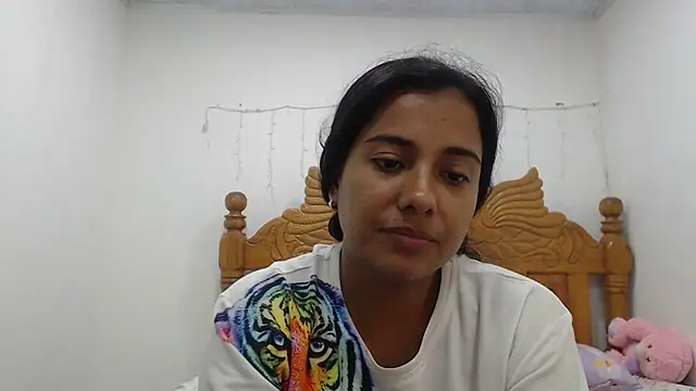 Coral0403 online show from 03.18.25