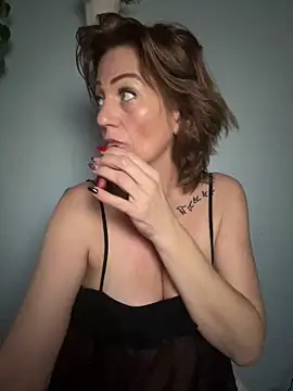 AlessasRoom online show from 10.10.25