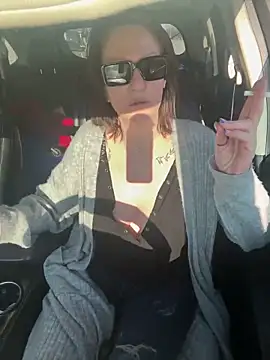 AlessasRoom online show from 04.11.26