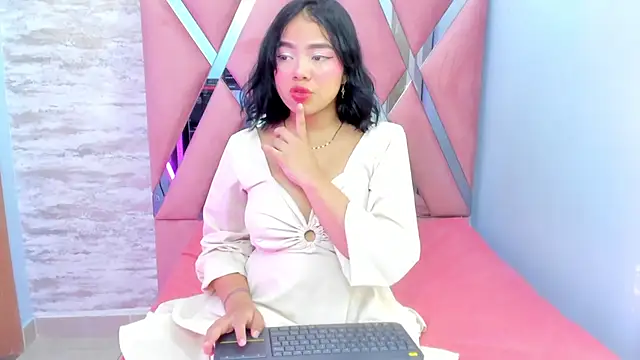 CATTLEYA BIANCHI145 online show from 03.21.25