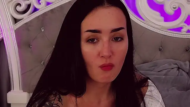 KimKhallifa online show from 01.29.25