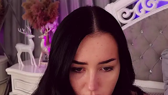 KimKhallifa online show from 02.07.25