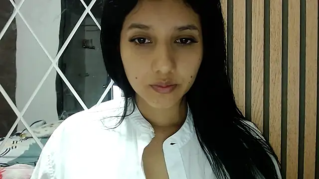 Snapshot of emmariders2 chatting on 02.09.25 emmariders2 online show from 02.09.25