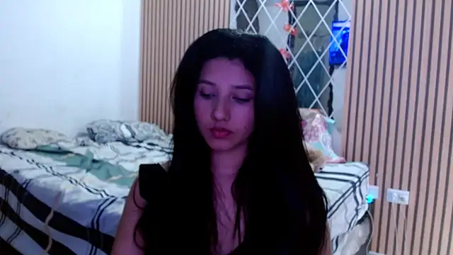 Snapshot of emmariders2 chatting on 03.06.25 emmariders2 online show from 03.06.25