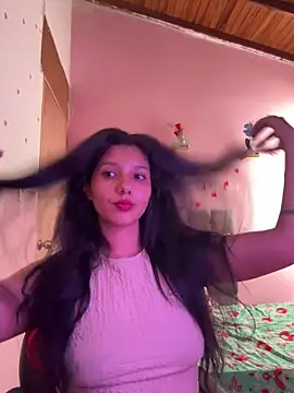 Snapshot of emmariders2 chatting on 09.22.25 emmariders2 online show from 09.22.25