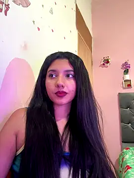 Snapshot of emmariders2 chatting on 10.12.25 emmariders2 online show from 10.12.25