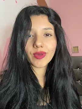 Snapshot of emmariders2 chatting on 10.27.25 emmariders2 online show from 10.27.25