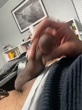 MrLatinKing online show from 02.12.25