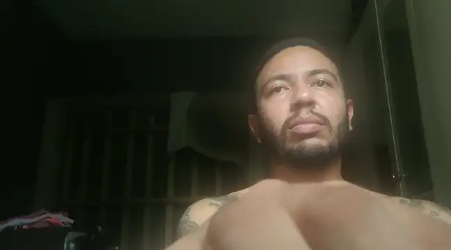 Snapshot of ggnegaogg chatting on 12.26.24 ggnegaogg online show from 12.26.24