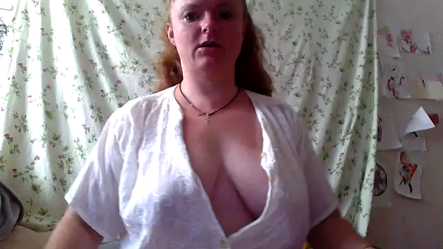 Snapshot of Rae_Jeannie chatting on 07.11.26 Rae Jeannie online show from 07.11.26