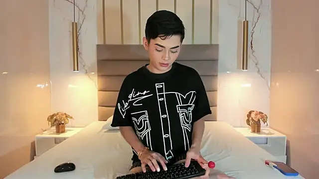 Maxi little online show from 07.14.26