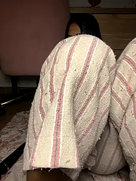 Ninabrunette18 online show from 11.06.25