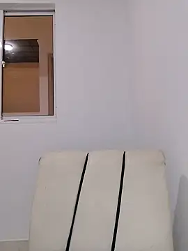 Snapshot of Brendabluee chatting on 12.27.24 Brendabluee online show from 12.27.24